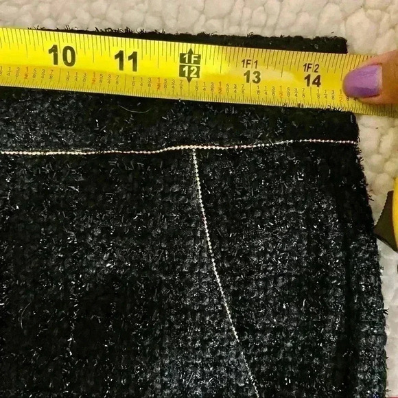 Monteau Black Metallic Tweed Gold Beaded Shorts - Picture 12 of 12